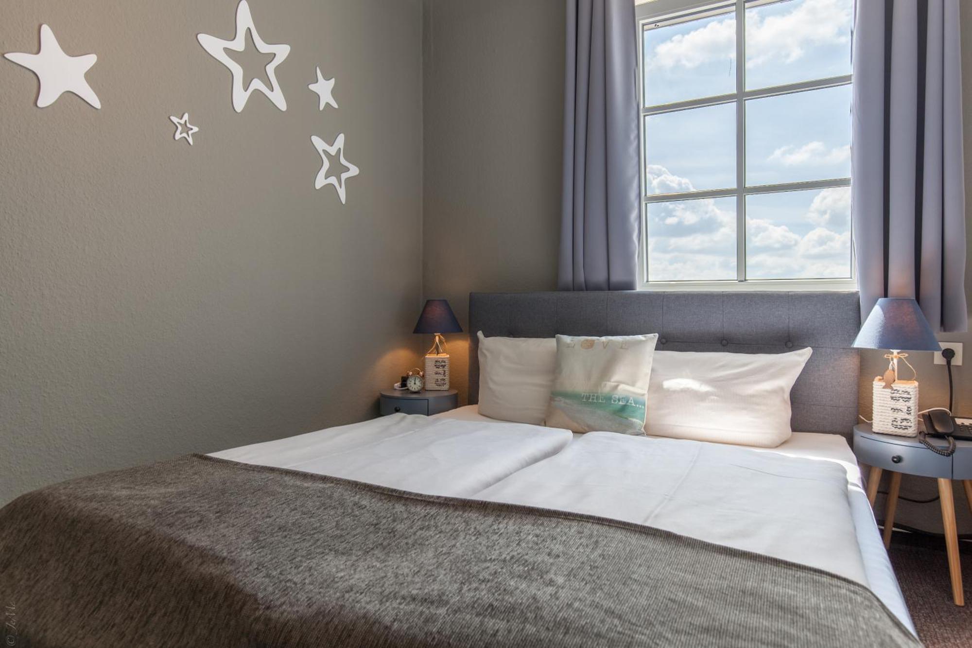 Akzent Strandhotels Seestern, Delphin & Lachs Wilhelmshaven Ngoại thất bức ảnh